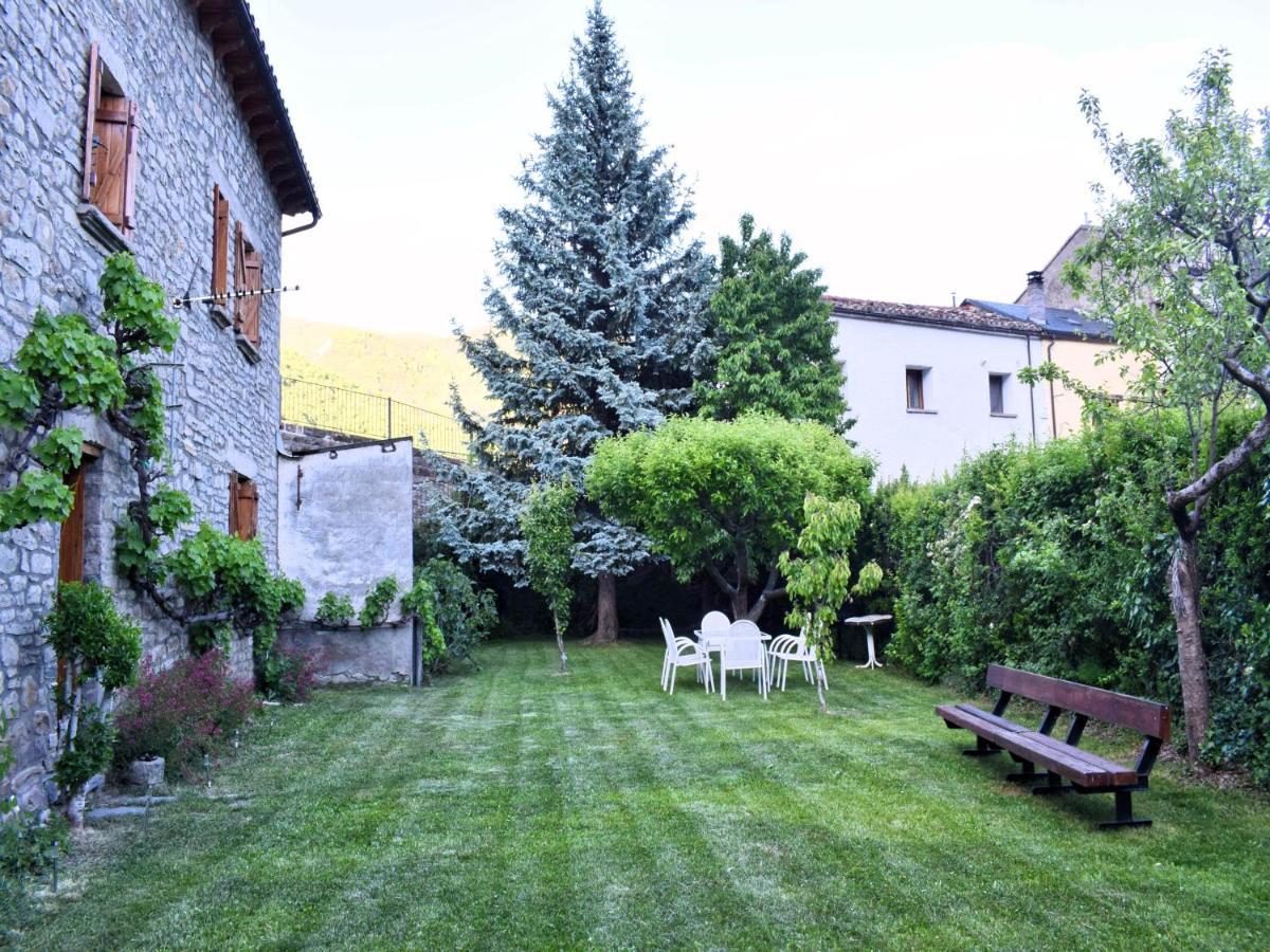 Villa Cirjuana, casa en el centro con agradable jardín y barbacoa Biescas  Exterior foto